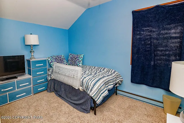 $314,900 | 122 Dover Drive, Bushkill, PA 18324