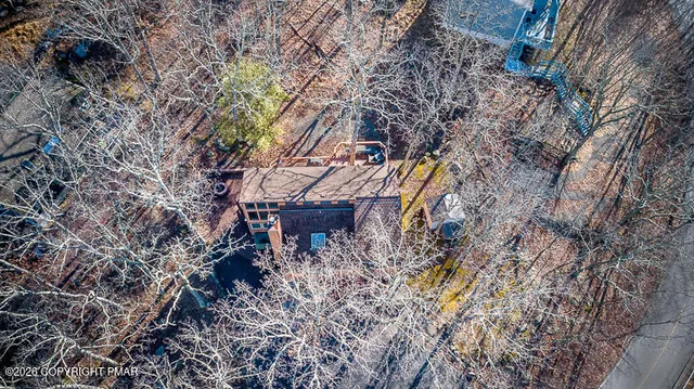 $314,900 | 122 Dover Drive, Bushkill, PA 18324