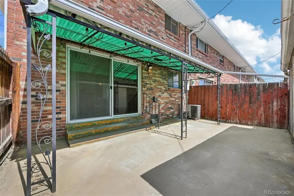 $285,000 | 9116 Lehigh Avenue, Denver, CO 80237