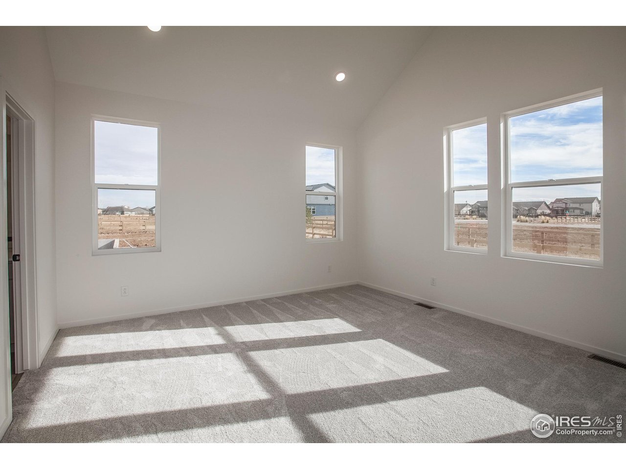 6071 Red Barn Road Timnath, CO 80547 - Photo 23 of 40 MASTER BEDROOM