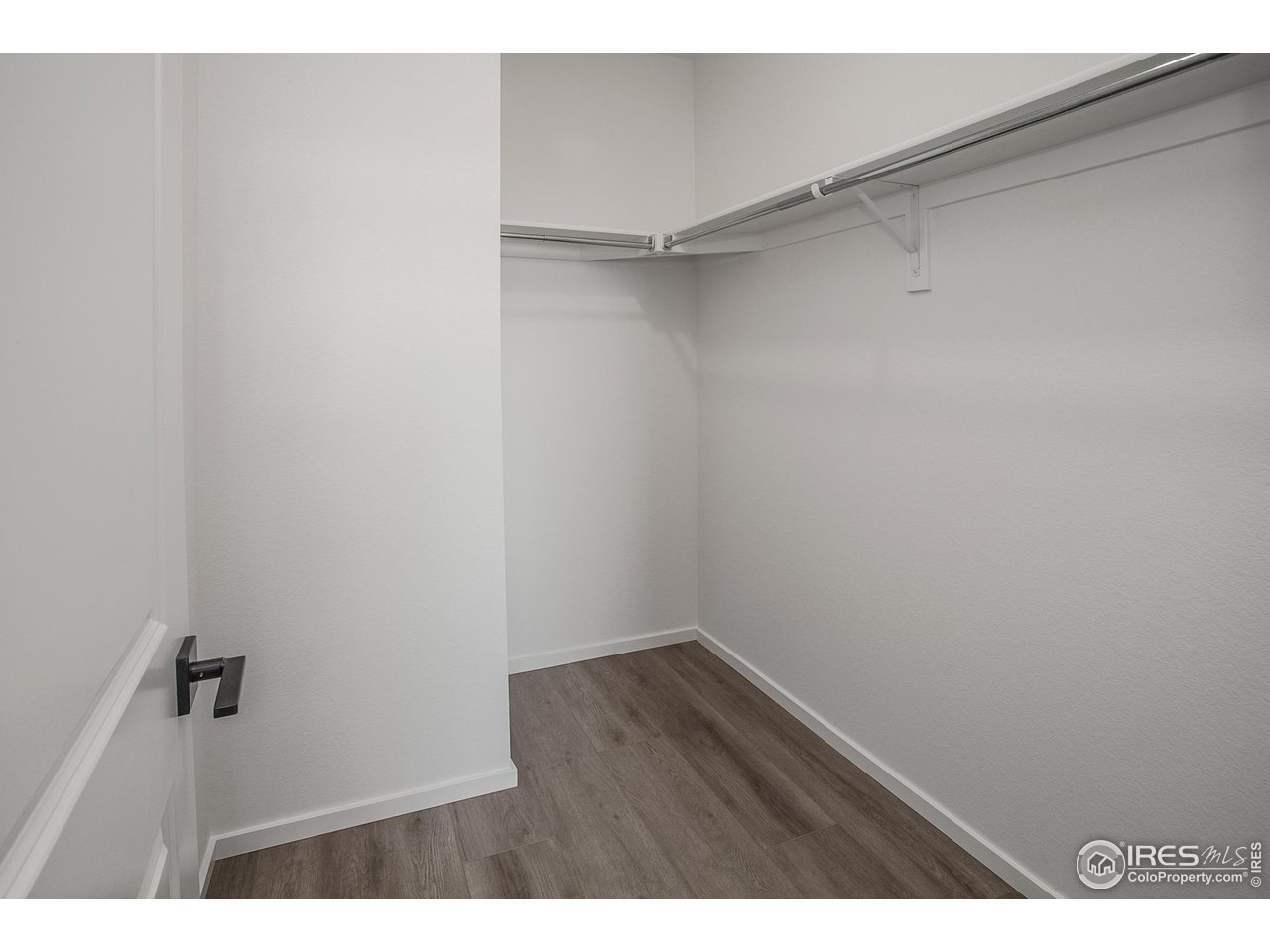 6071 Red Barn Road Timnath, CO 80547 - Photo 4 of 40 WALK IN CLOSET