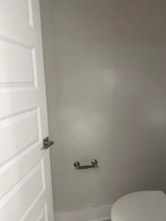 $2,250 | 710 Dale Place, Unit 2, Fort Walton Beach, FL 32547