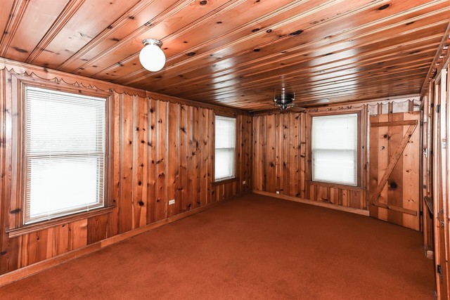 333 South Wolf Road Des Plaines, IL 60016 - Photo 17 of 25 a view of an empty room