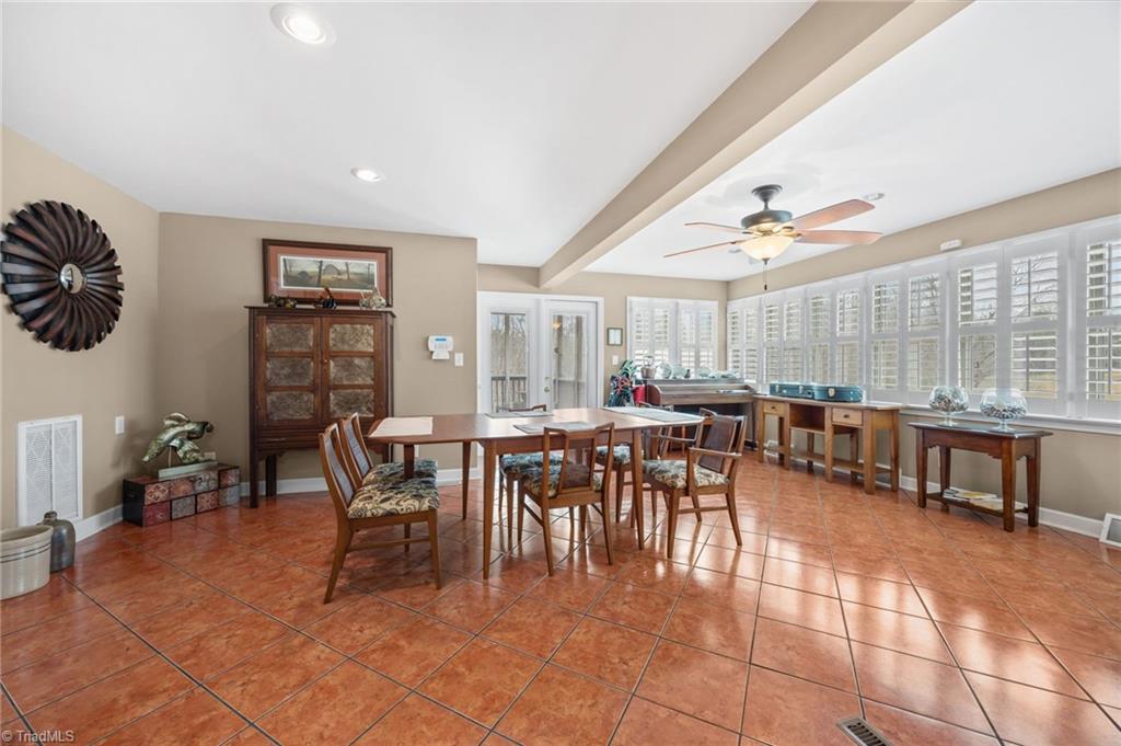 723 Haynes Road Thomasville, NC 27360 - Photo 15 of 47