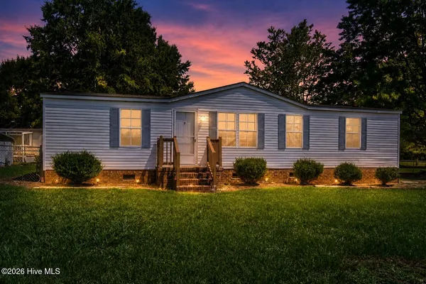 $189,900 | 5678 West Old Spring Hope Road, Spring Hope, NC 27882