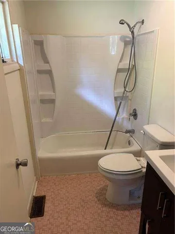 $1,750 | 150 Sherwood Drive, Athens, GA 30606