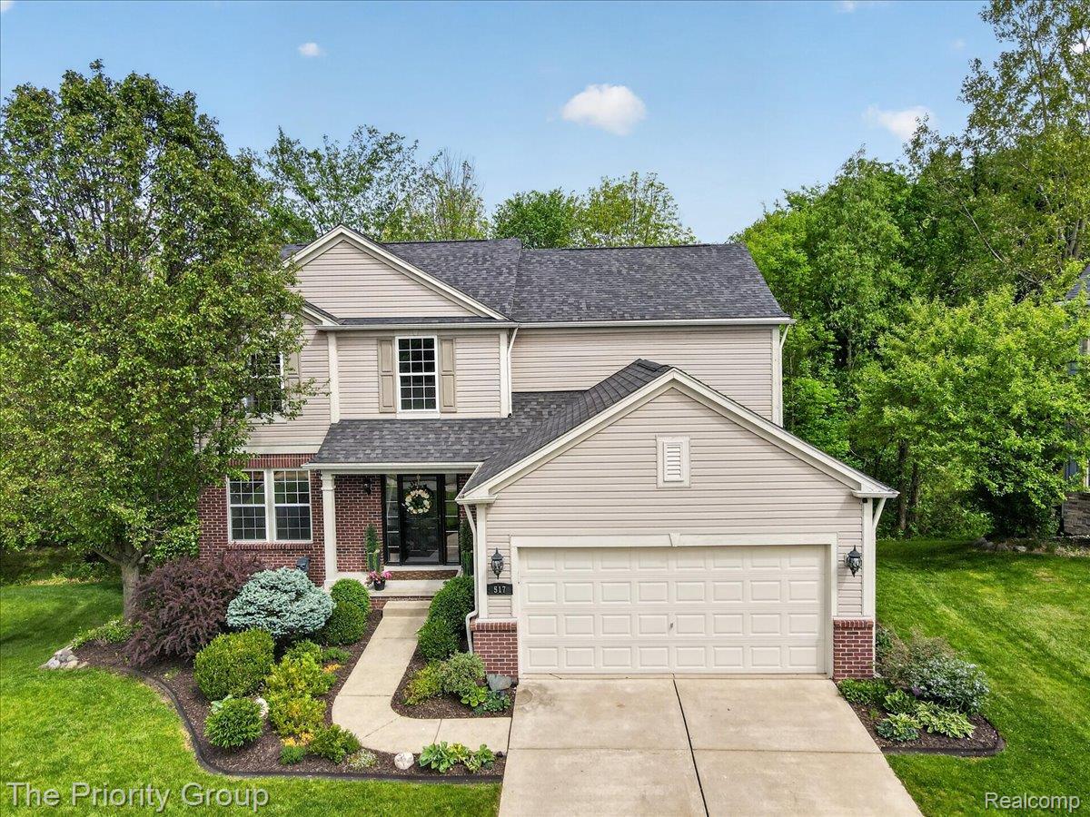 517 Deer Valley Road Holly, MI 48442 - Photo 52 of 61 Welcome to 517 Deer Valley Rd in historic Holly, MI!