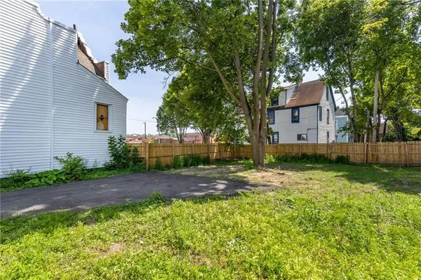 $1,500 | 567 Hayward Avenue, Unit 2, Rochester, NY 14609