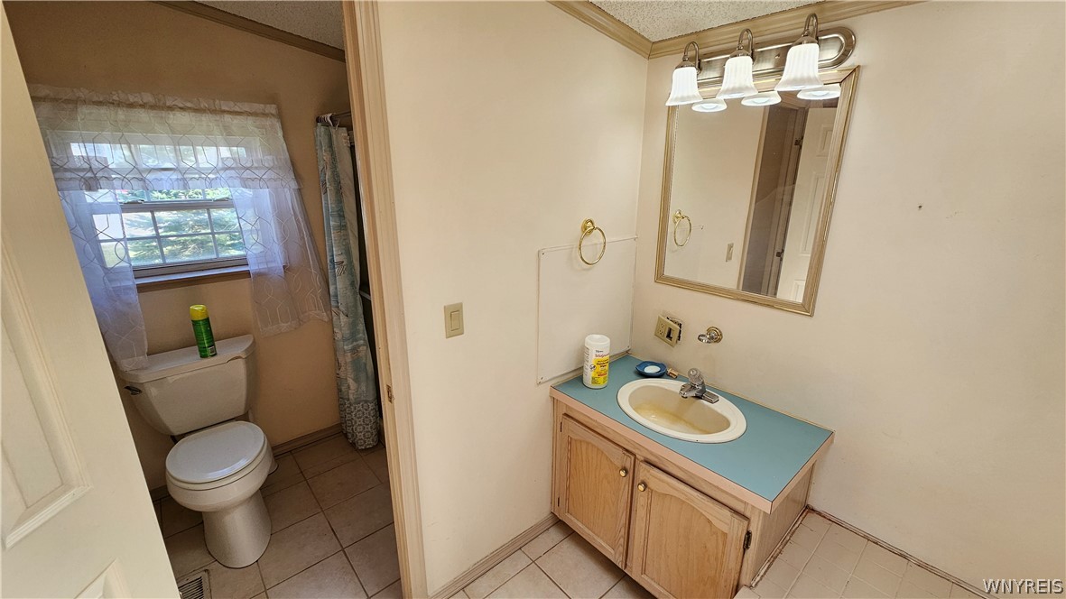 20 Calla Way Cheektowaga, NY 14043 - Photo 20 of 31 Master bathroom toilet and walk-in shower