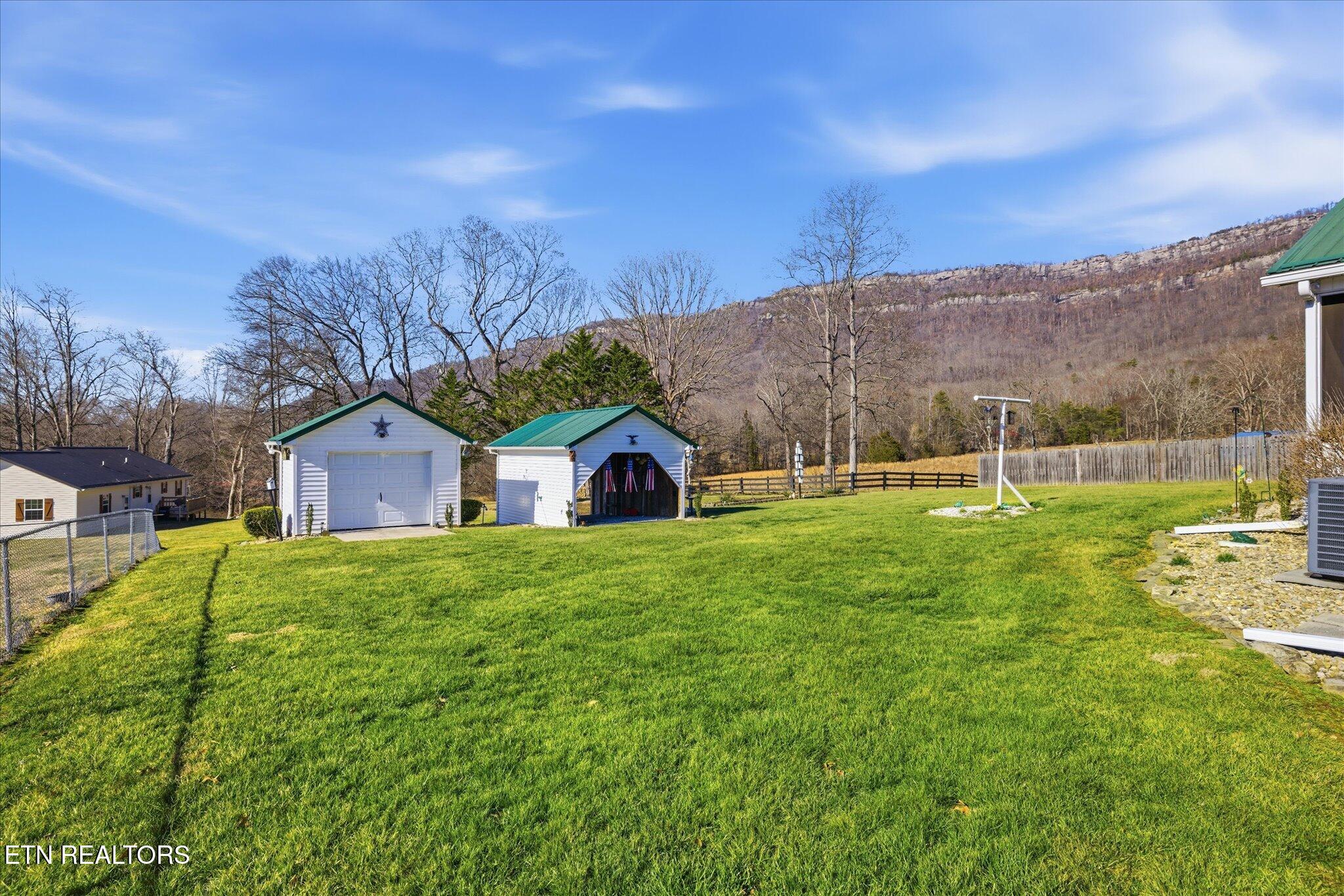 163 Matthew Lane La Follette, TN 37766 - Photo 5 of 27 05-IMG_0083