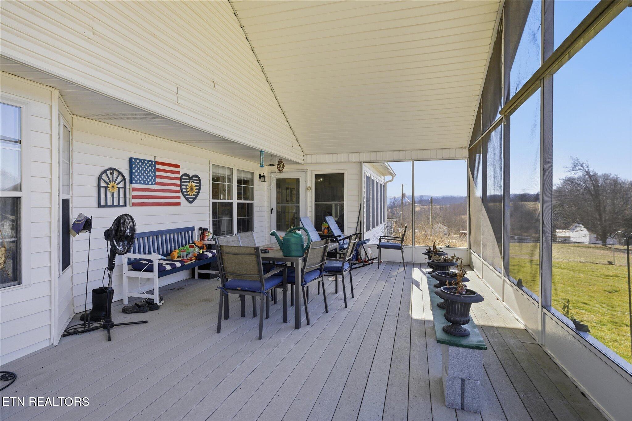 163 Matthew Lane La Follette, TN 37766 - Photo 7 of 27 14-IMG_0026