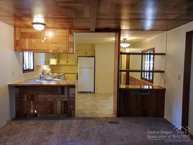 60096 Navajo Road Bend, OR 97702 - Photo 7 of 18 Additional Photo