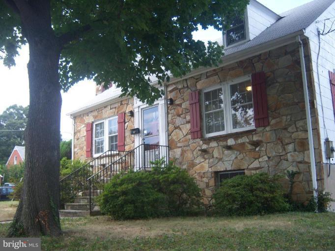 1543 North Glebe Road Arlington, VA 22207 - Photo 1 of 30 Exterior (Main)