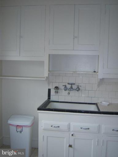 1543 North Glebe Road Arlington, VA 22207 - Photo 25 of 30 Kitchen #3