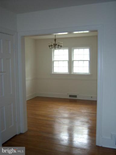 1543 North Glebe Road Arlington, VA 22207 - Photo 6 of 30 Dining Room
