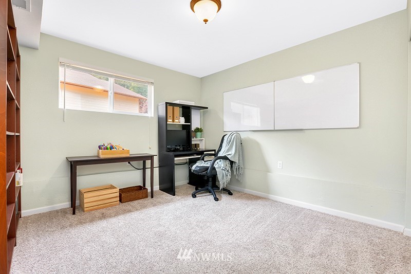 225 225th Street Southeast Bothell, WA 98021 - Photo 18 of 25