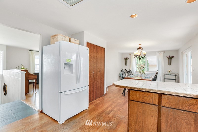 225 225th Street Southeast Bothell, WA 98021 - Photo 6 of 25