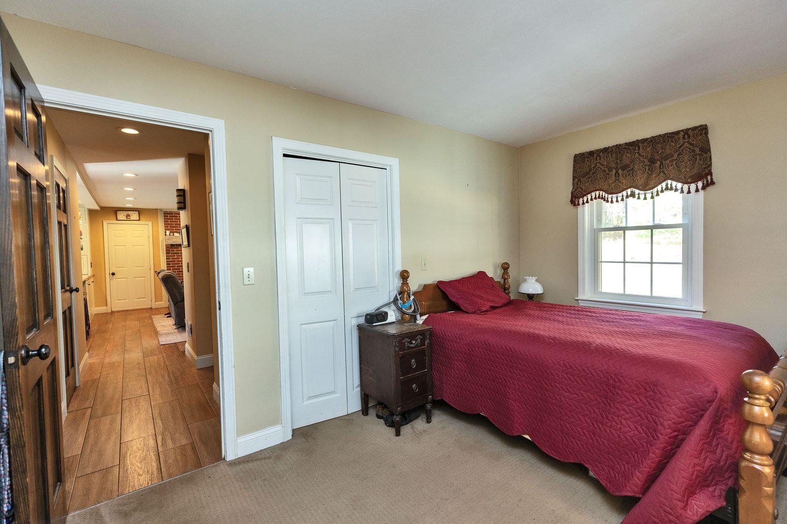13 Johns Drive Hooksett, NH 03106 - Photo 20 of 55