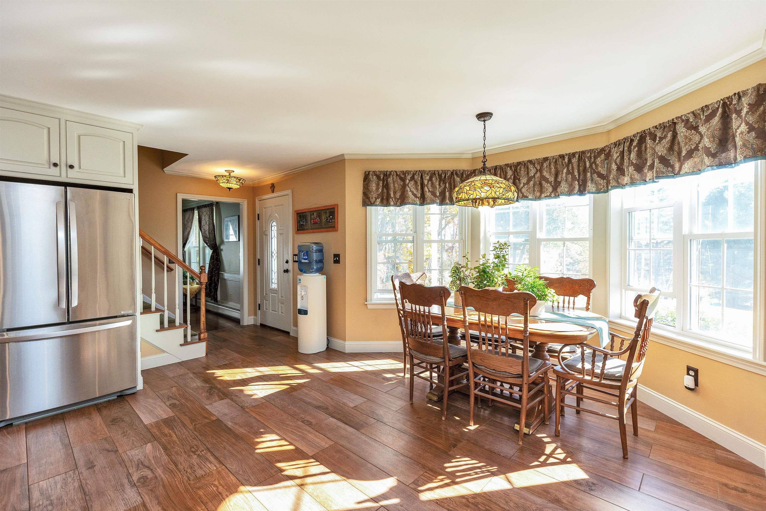 13 Johns Drive Hooksett, NH 03106 - Photo 4 of 55