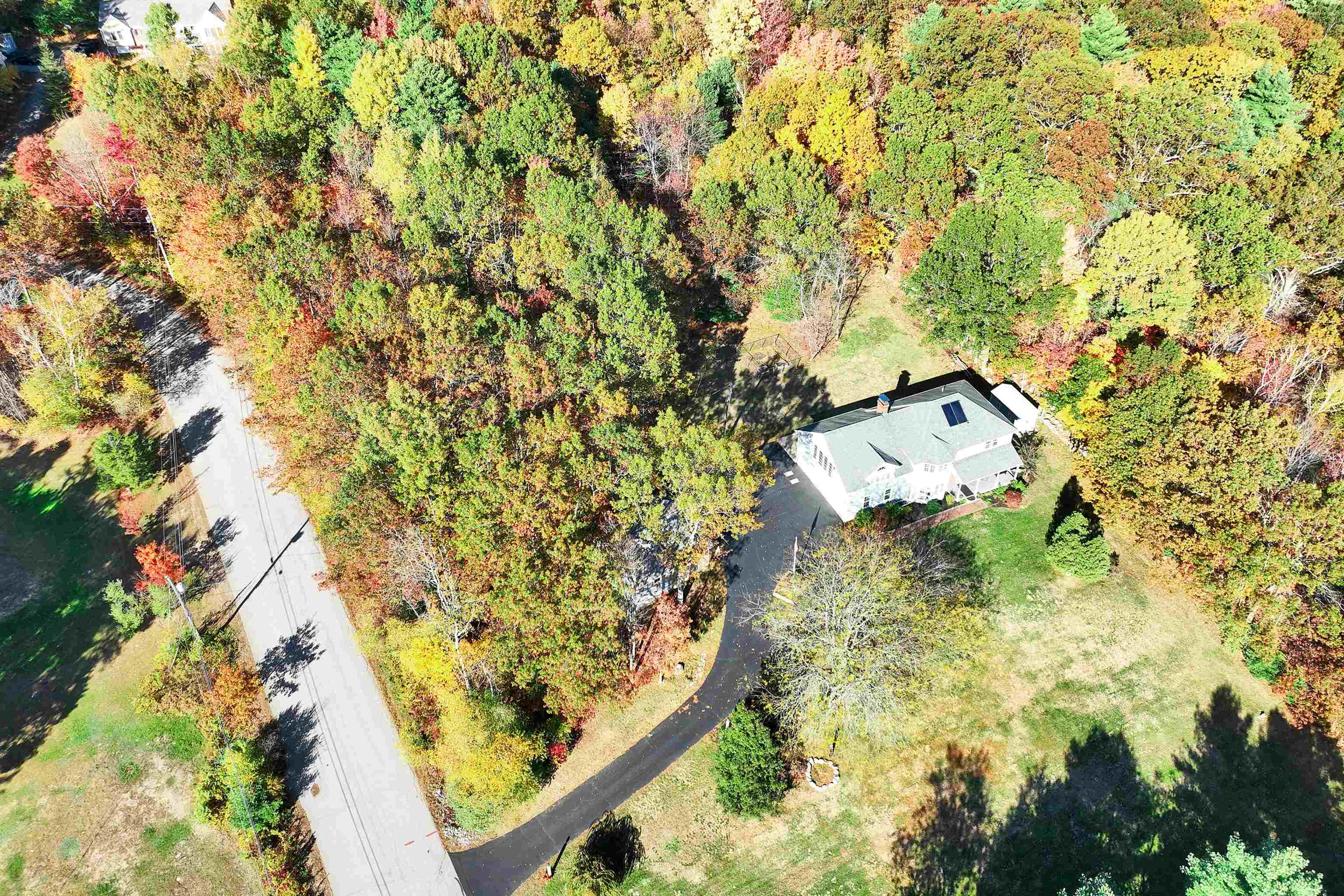 13 Johns Drive Hooksett, NH 03106 - Photo 46 of 55