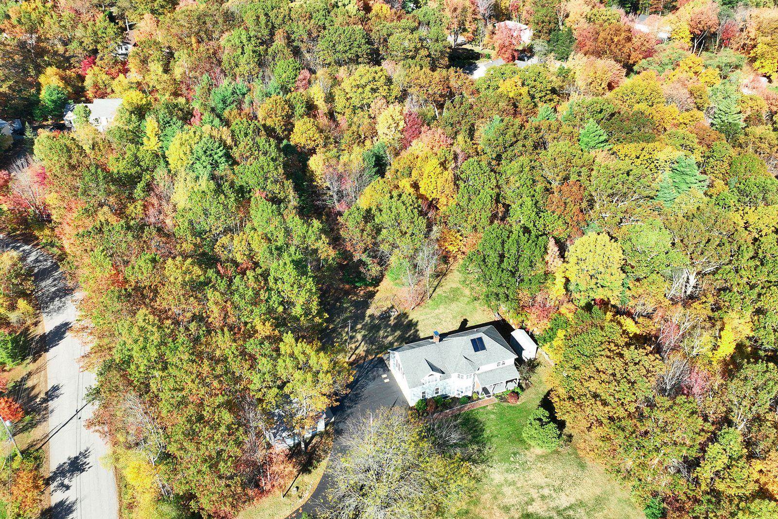 13 Johns Drive Hooksett, NH 03106 - Photo 47 of 55