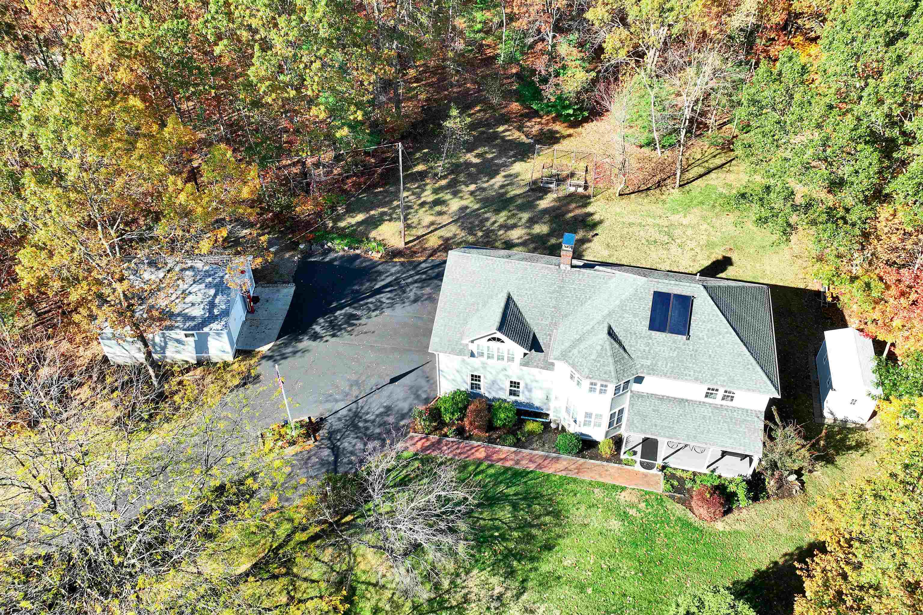 13 Johns Drive Hooksett, NH 03106 - Photo 51 of 55
