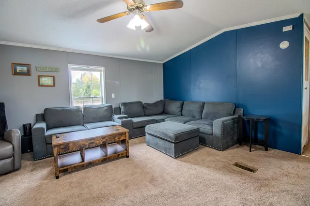 $240,000 | 2752 West Mosherville Road, Jonesville, MI 49250