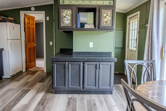 $240,000 | 2752 West Mosherville Road, Jonesville, MI 49250