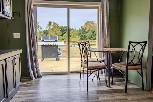 $240,000 | 2752 West Mosherville Road, Jonesville, MI 49250