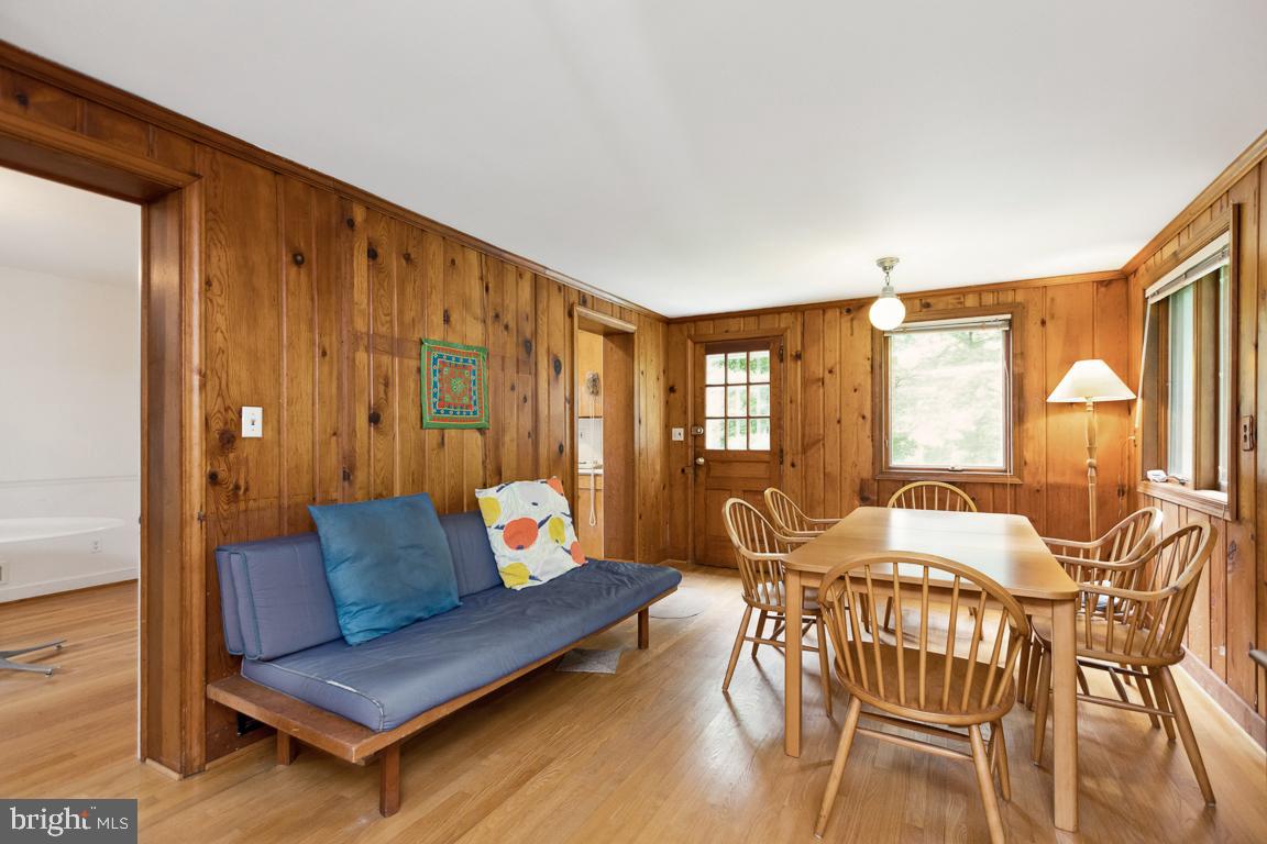 7129 Fairfax Road Bethesda, MD 20814 - Photo 17 of 42 Lots of room in the addition for a large footprint