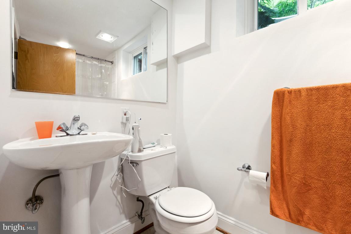 7129 Fairfax Road Bethesda, MD 20814 - Photo 27 of 42 Gallery Image 27