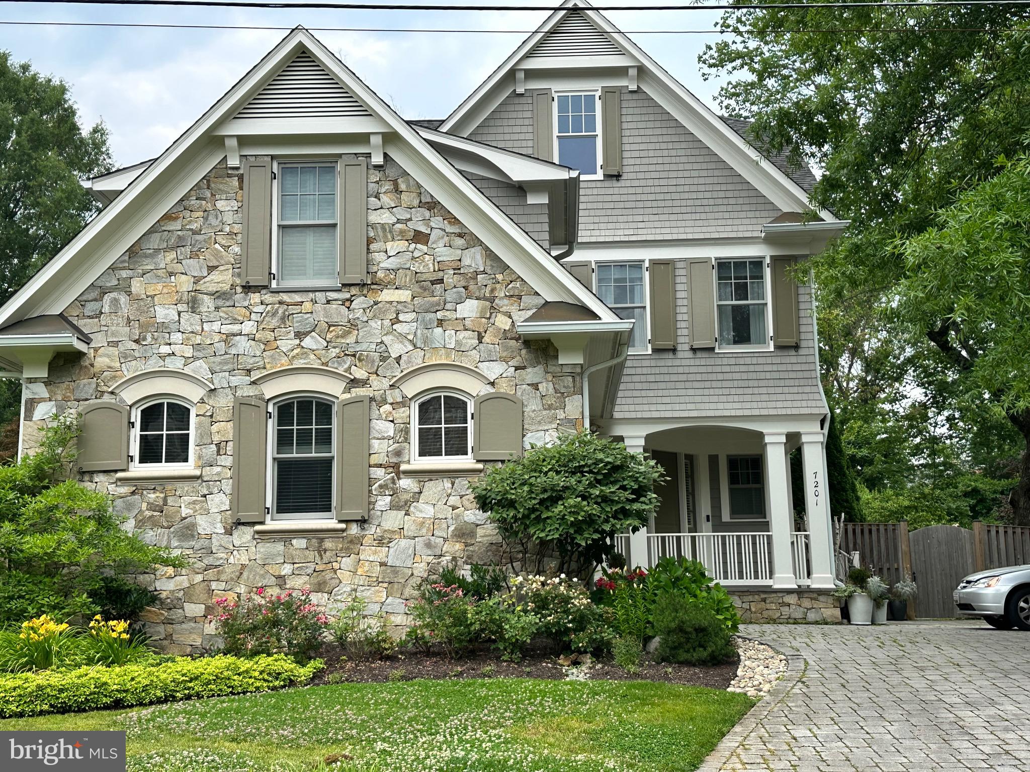 7129 Fairfax Road Bethesda, MD 20814 - Photo 29 of 42 Check out your new neighbors homes