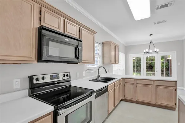 $2,495 | 680 Raintree Circle, Coppell, TX 75019