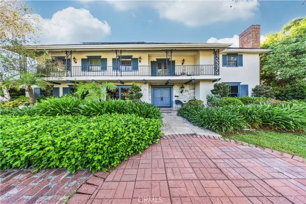 $3,980,000 | 900 North Gainsborough Drive, Pasadena, CA 91107