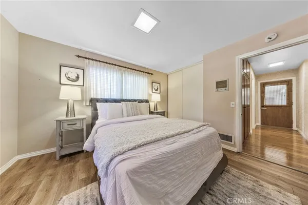 $3,980,000 | 900 North Gainsborough Drive, Pasadena, CA 91107