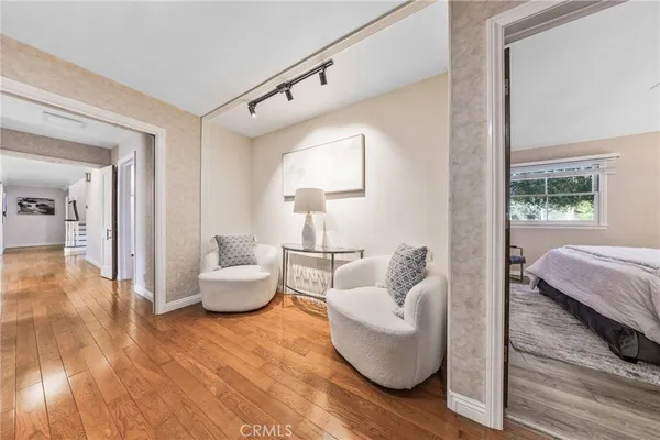 $3,980,000 | 900 North Gainsborough Drive, Pasadena, CA 91107