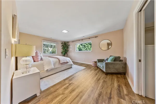 $3,980,000 | 900 North Gainsborough Drive, Pasadena, CA 91107