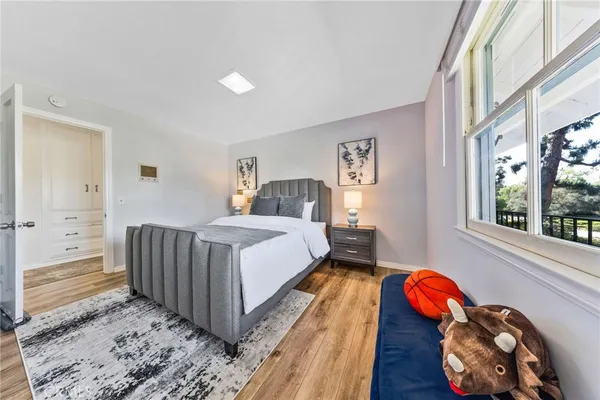 $3,980,000 | 900 North Gainsborough Drive, Pasadena, CA 91107