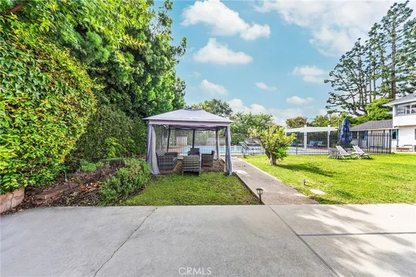 $3,980,000 | 900 North Gainsborough Drive, Pasadena, CA 91107