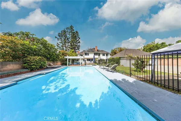 $3,980,000 | 900 North Gainsborough Drive, Pasadena, CA 91107