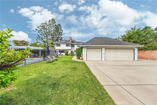 $3,980,000 | 900 North Gainsborough Drive, Pasadena, CA 91107