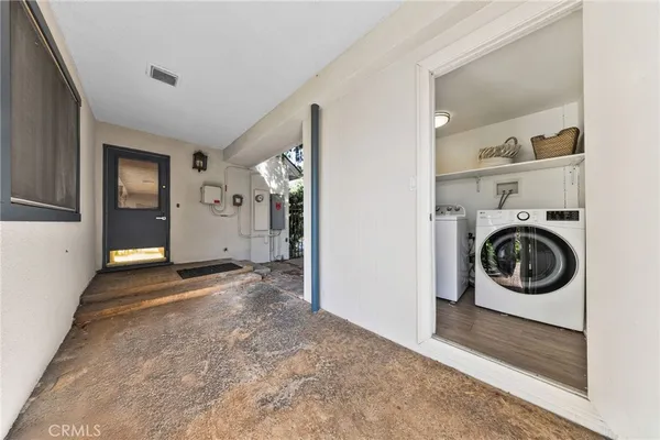 $3,980,000 | 900 North Gainsborough Drive, Pasadena, CA 91107