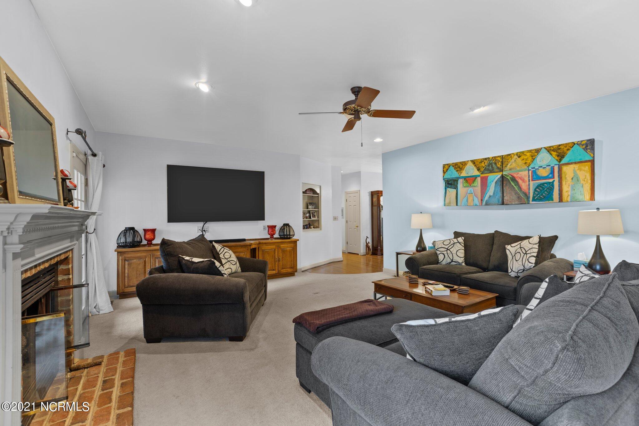 102 Egret Bay Road Washington, NC 27889 - Photo 10 of 40 fireplace