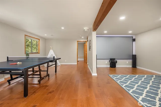 $1,120,000 | 5981 Lynwood Center Road Northeast, Bainbridge Island, WA 98110