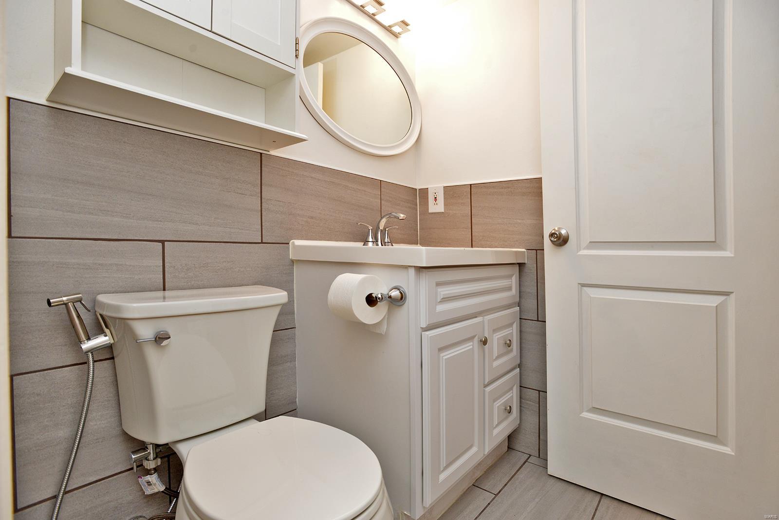 1056 Humber Circle St. Louis, MO 63129 - Photo 11 of 49