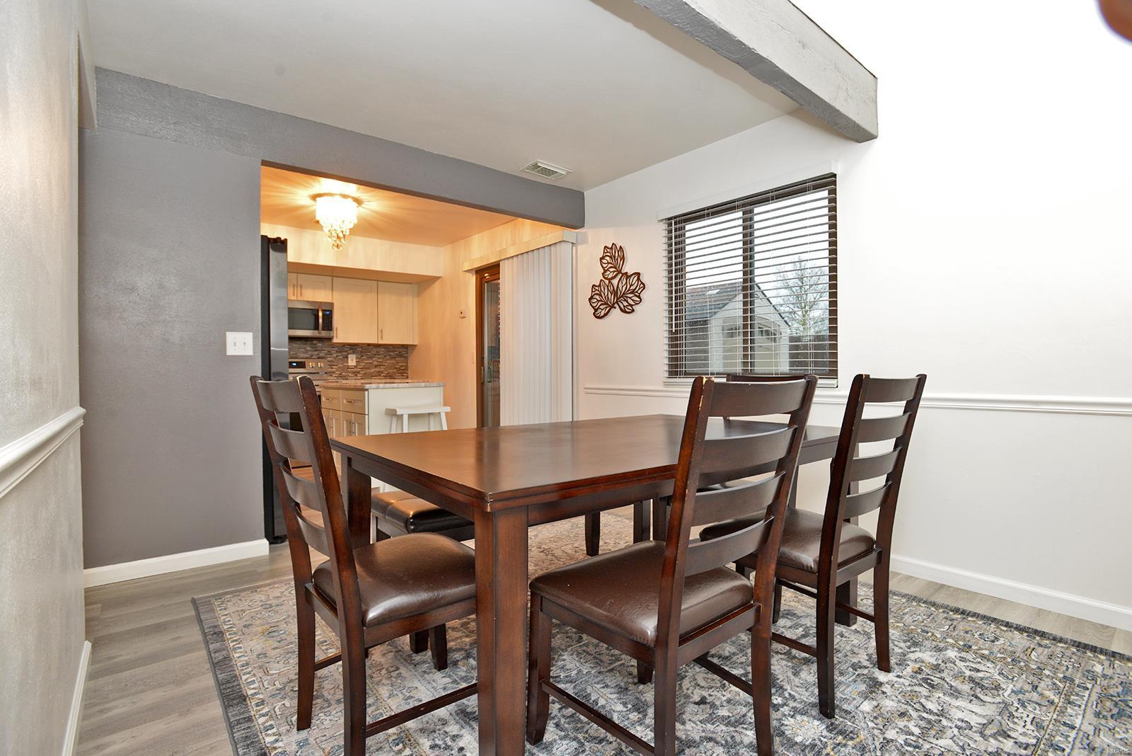 1056 Humber Circle St. Louis, MO 63129 - Photo 15 of 49