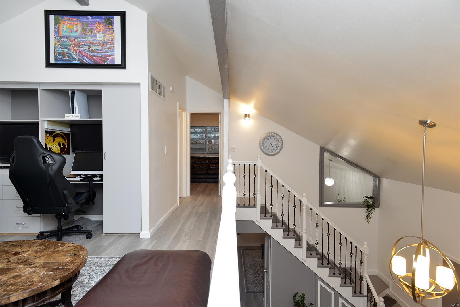 1056 Humber Circle St. Louis, MO 63129 - Photo 29 of 49