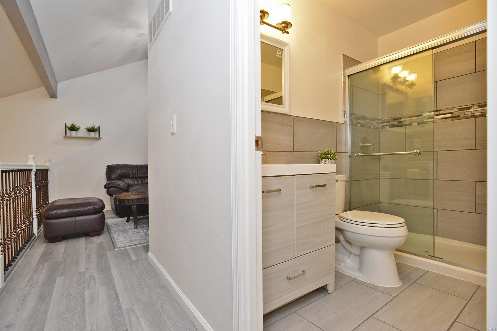 1056 Humber Circle St. Louis, MO 63129 - Photo 32 of 49