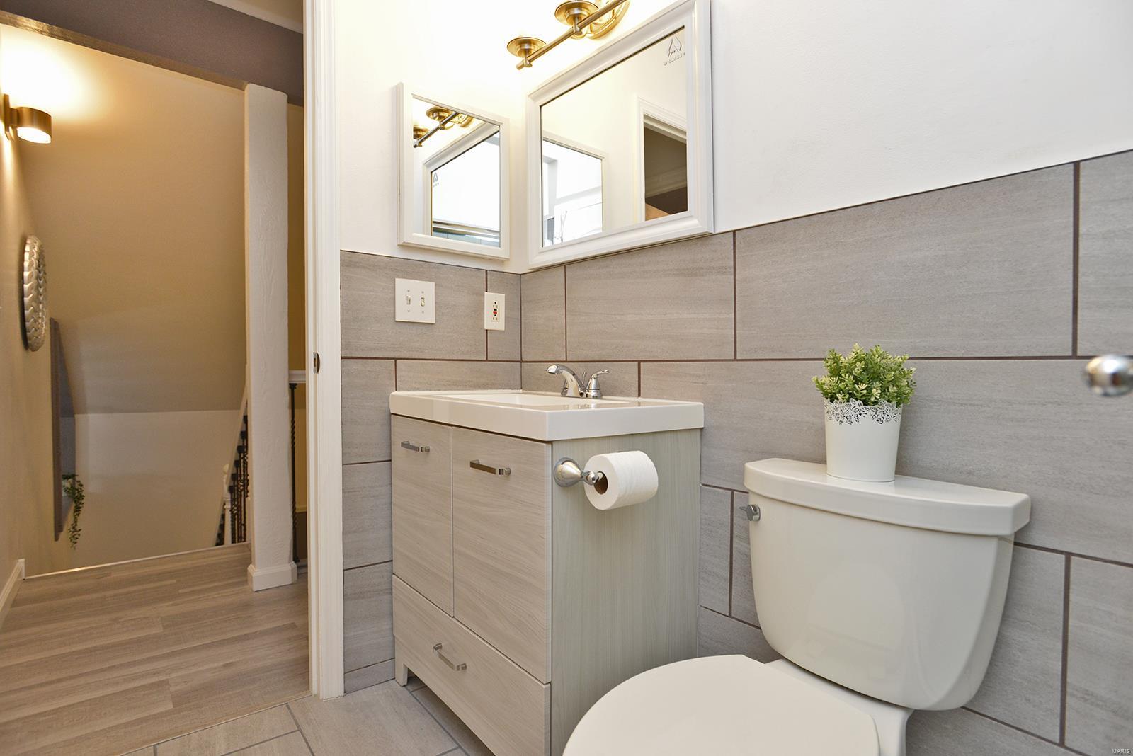 1056 Humber Circle St. Louis, MO 63129 - Photo 36 of 49