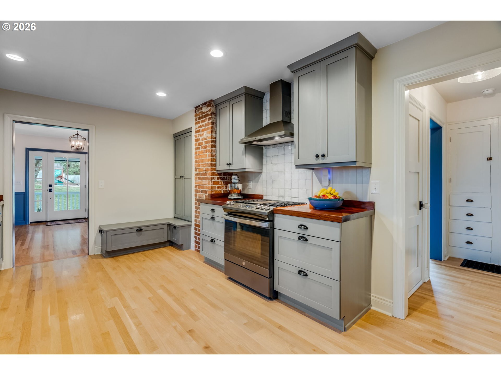 5805 Southwest Taylor Street Portland, OR 97221 - Photo 11 of 48